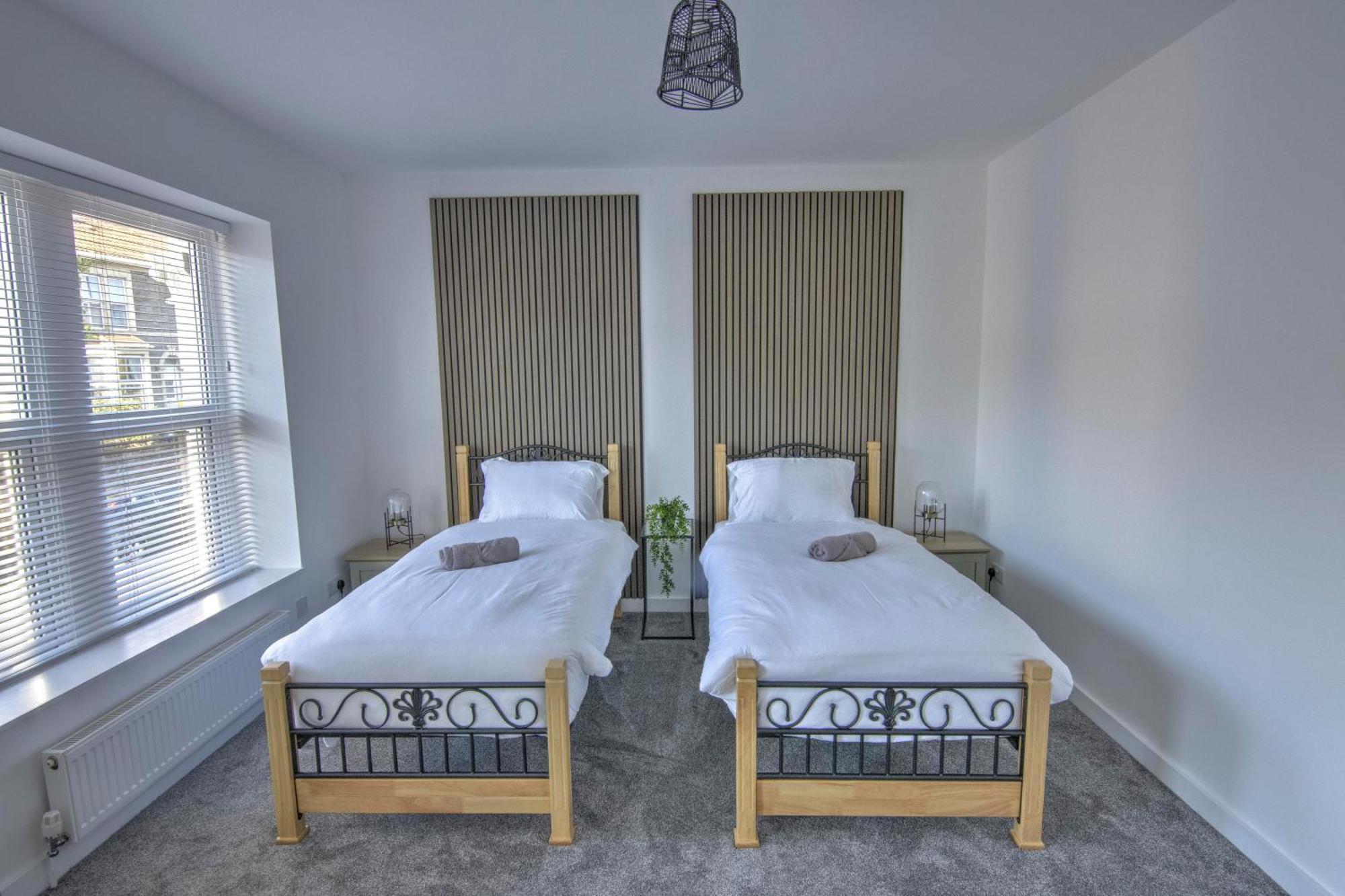 Stunning Brand New Home In St George Бристоль Экстерьер фото